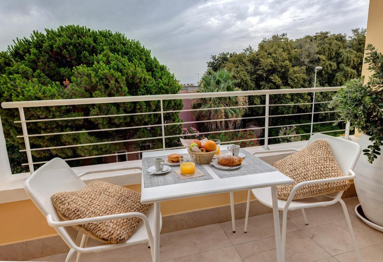 Arveskida Suite Apartment Cagliari Exteriör bild