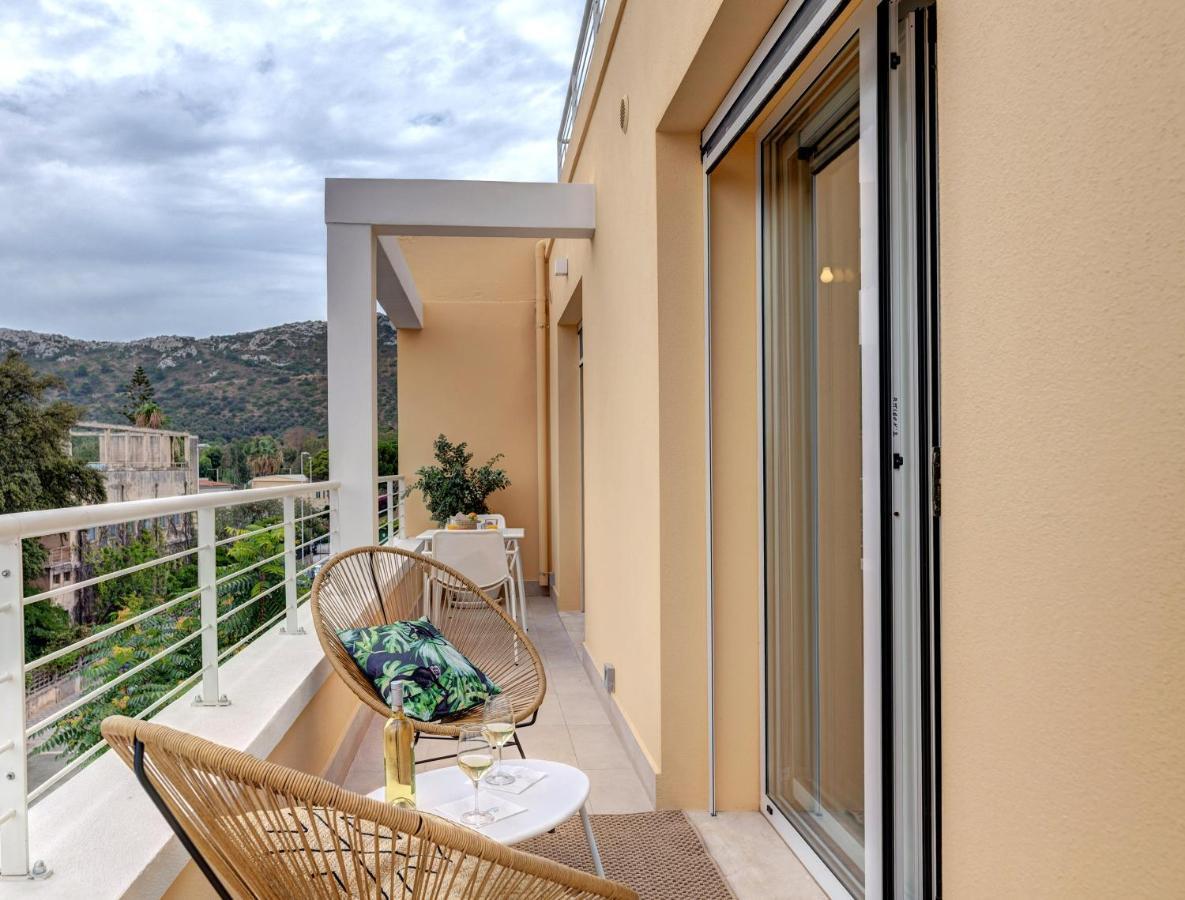 Arveskida Suite Apartment Cagliari Exteriör bild